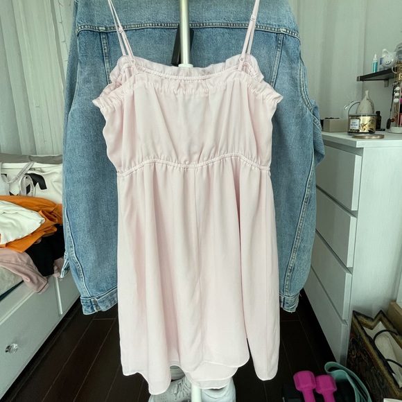 Sunday Best Blixen Dress - Picture 3 of 9